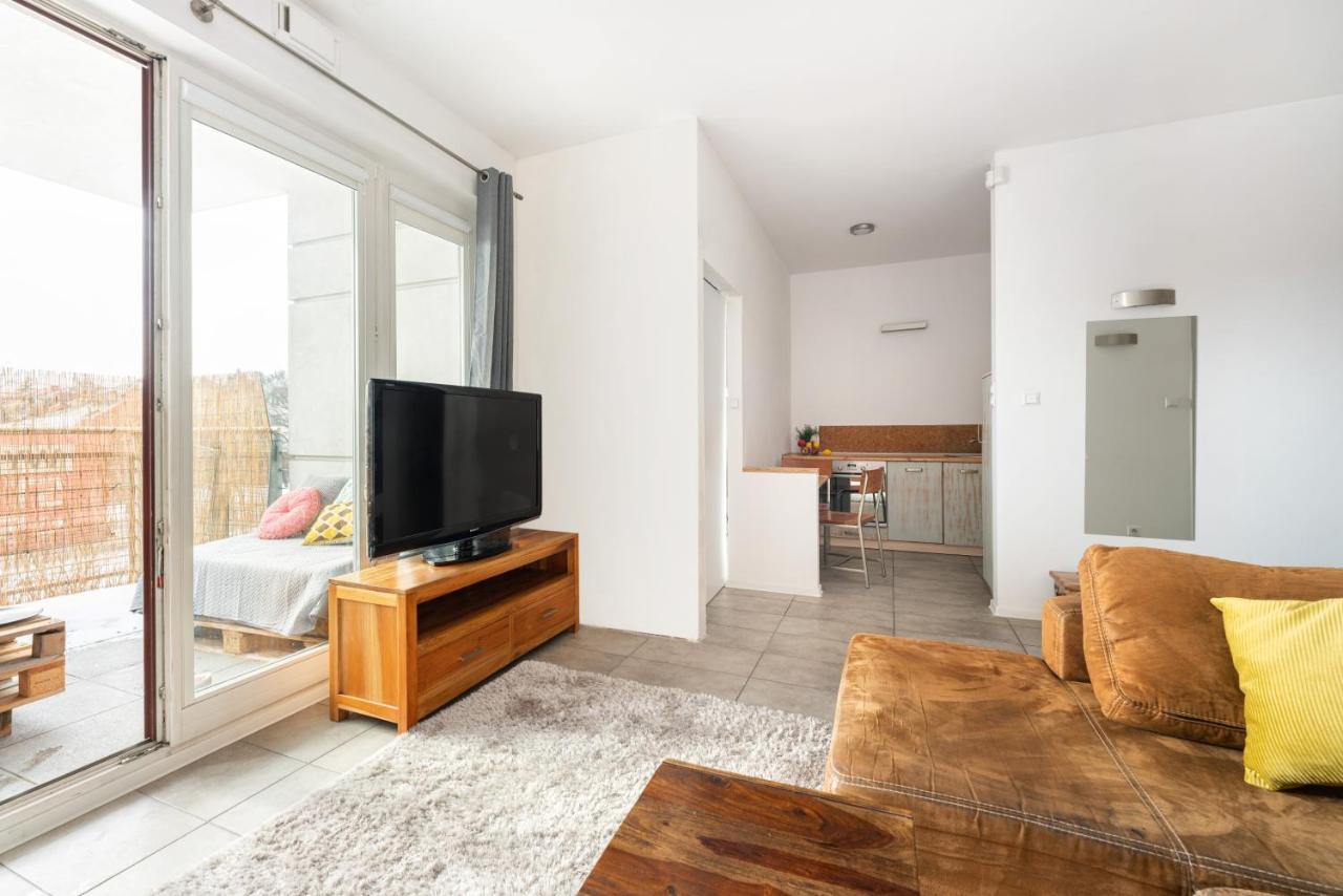 Superapart Wilanowska Apt 20 "Pet-Friendly 1Br Home With Patio 바르샤바 외부 사진