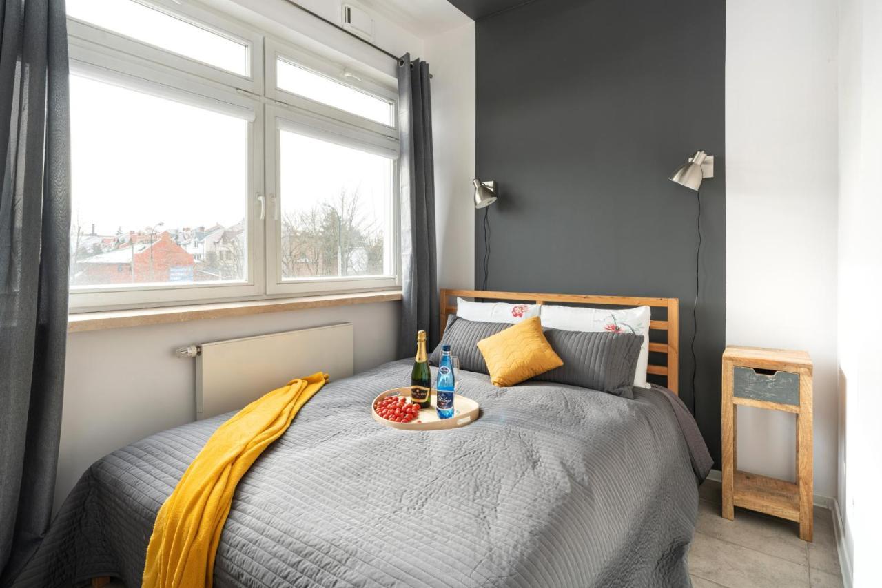 Superapart Wilanowska Apt 20 "Pet-Friendly 1Br Home With Patio 바르샤바 외부 사진