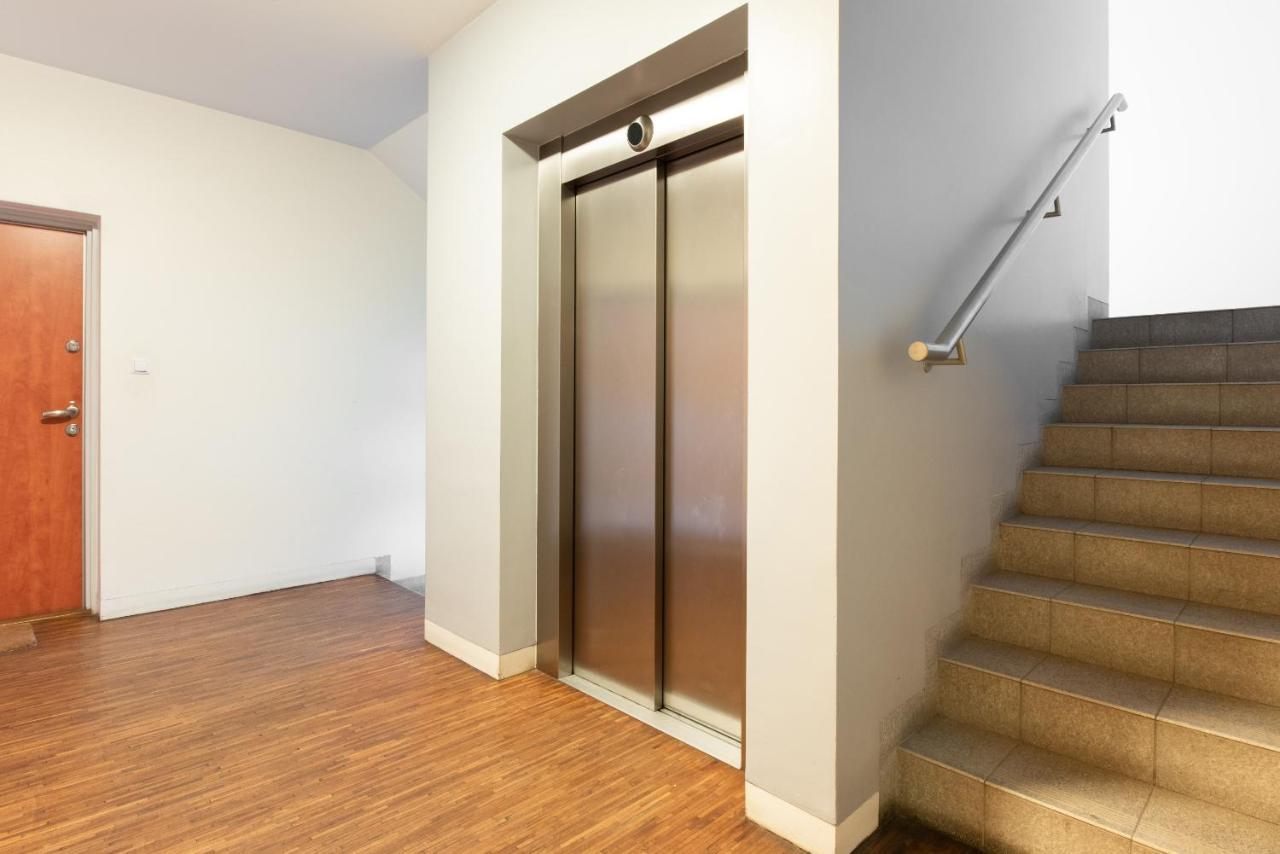 Superapart Wilanowska Apt 20 "Pet-Friendly 1Br Home With Patio 바르샤바 외부 사진