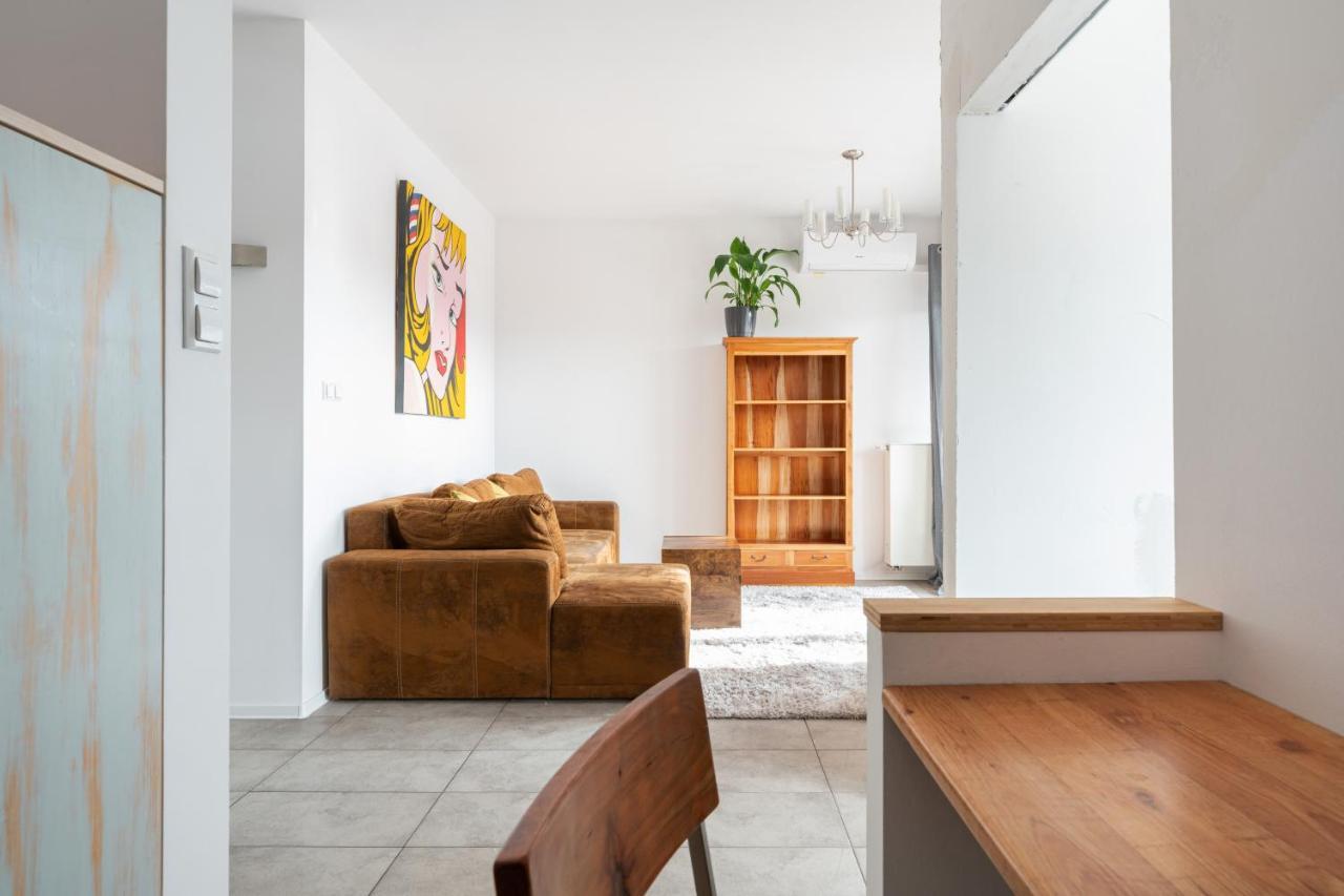 Superapart Wilanowska Apt 20 "Pet-Friendly 1Br Home With Patio 바르샤바 외부 사진
