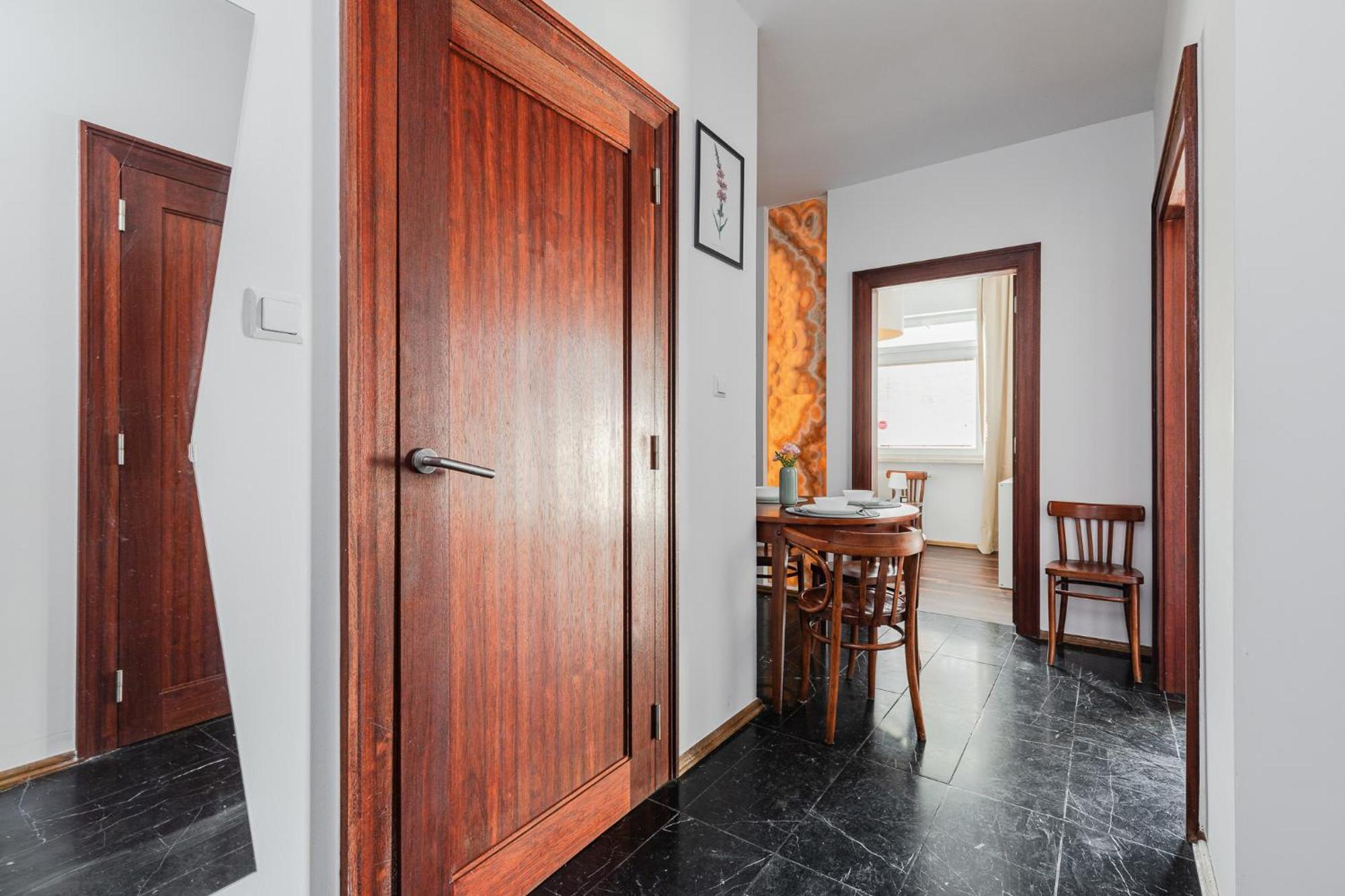 Superapart Wilanowska Apt 20 "Pet-Friendly 1Br Home With Patio 바르샤바 외부 사진